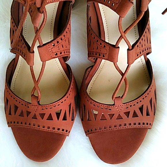 Marc Fisher Paradox boho suede sandals - Picture 2 of 9